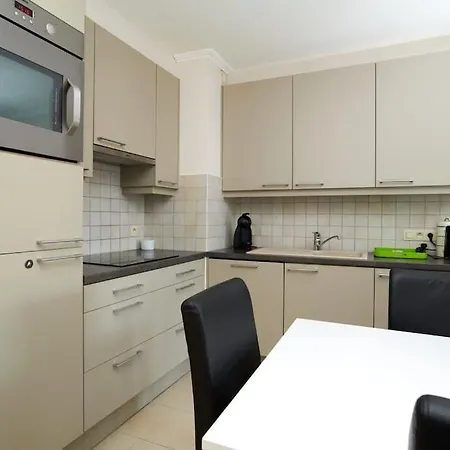 Elys 0102 - Voor 4 Pers *